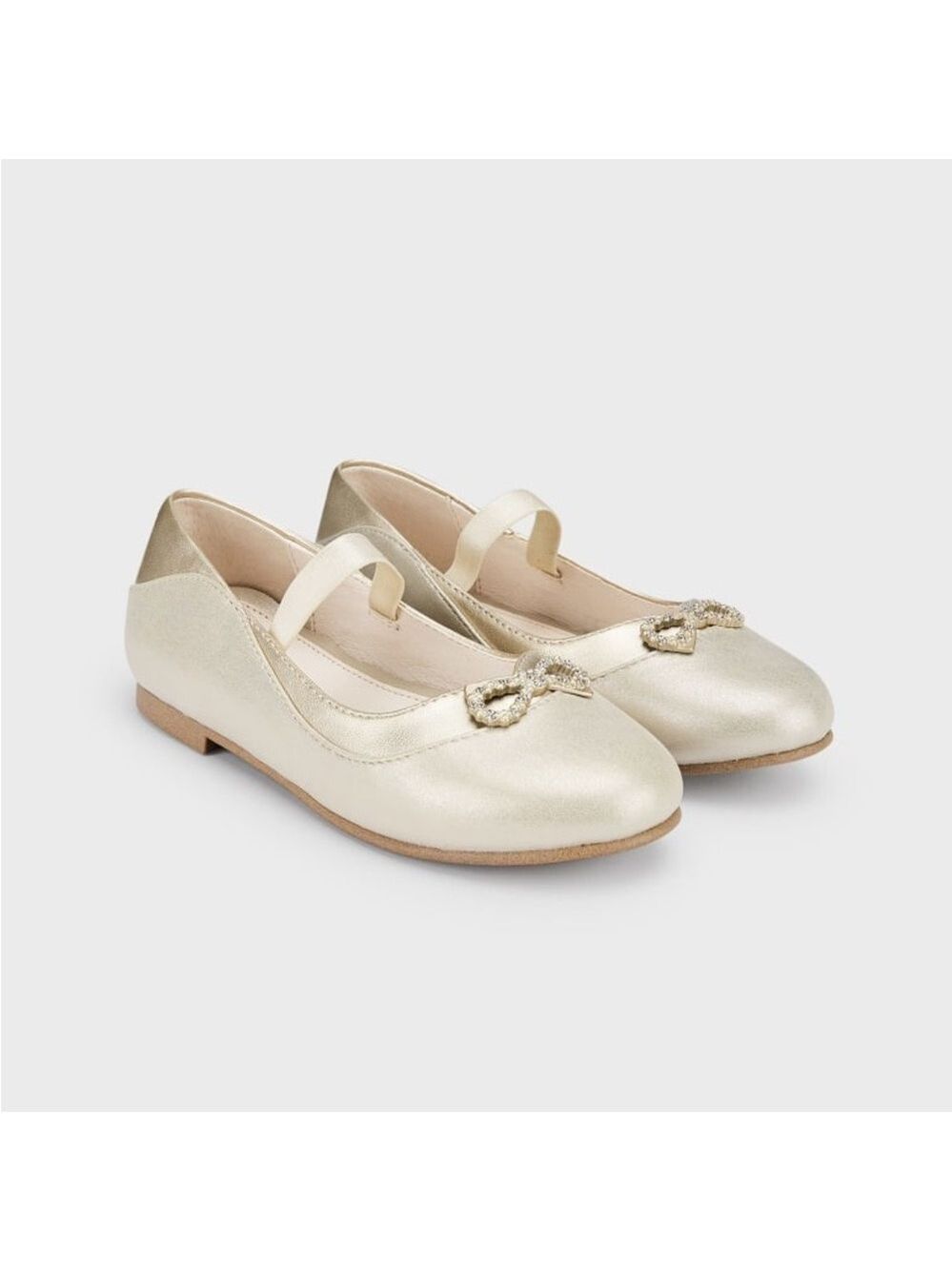 Size 4 Youth Mayoral Elegant Cream Kids Dress Shoes